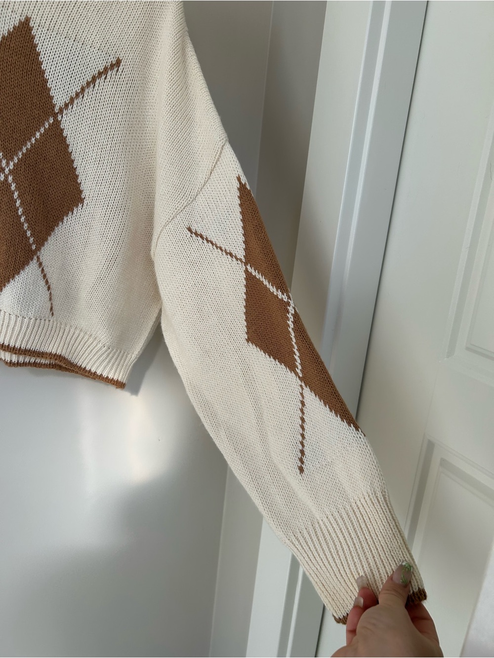 Cream and Brown Argyle Cropped Sweater - Picture 2 of 5